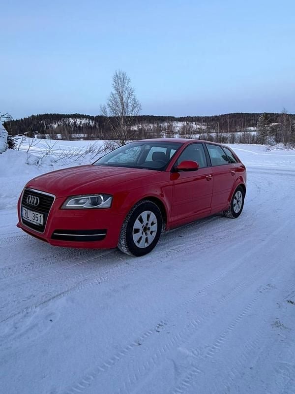 Begagnad 2011 Audi A3 Halvkombi | 30 000 kr - Bild 1/4