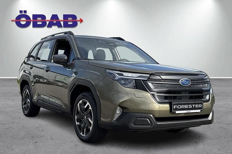 Begagnad Subaru Forester 136 HK (100 kW) 2024 Grön SUV