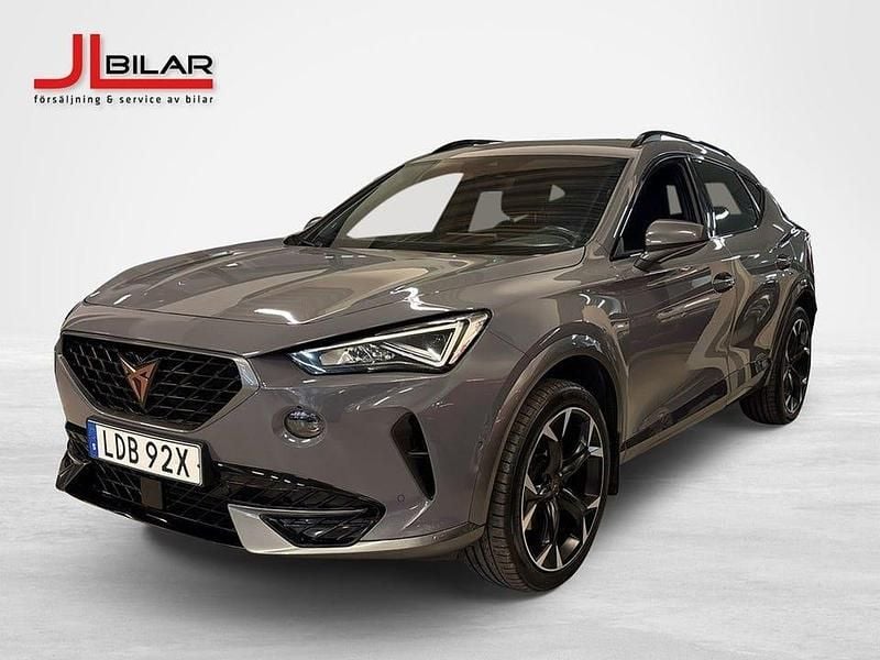 Grå Begagnad 2023 Cupra Formentor SUV | 234 900 kr (Marknadspris) - Bild 1/4