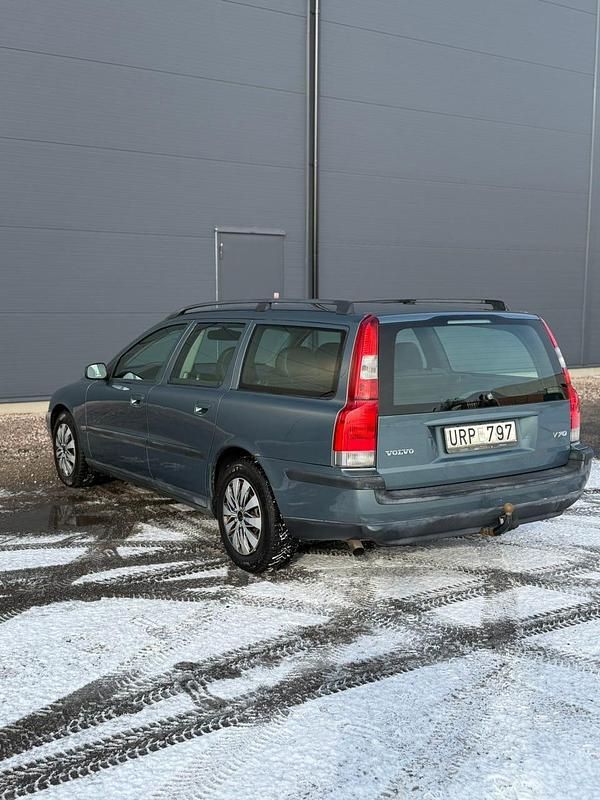 Begagnad Volvo V70 140 HK (102 kW) 2004 Kombi