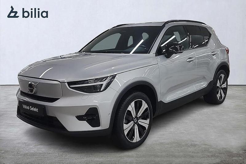 Silver Begagnad 2022 Volvo XC40 Ultimate SUV | 364 000 kr - Bild 1/3