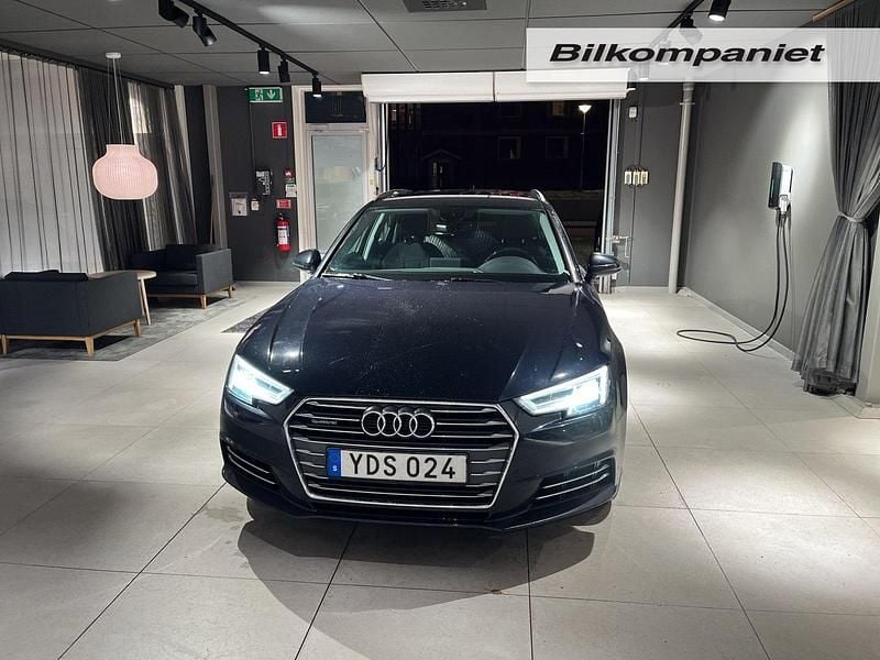 Blå Begagnad 2016 Audi A4 Kombi | 169 000 kr (Marknadspris) - Bild 1/3