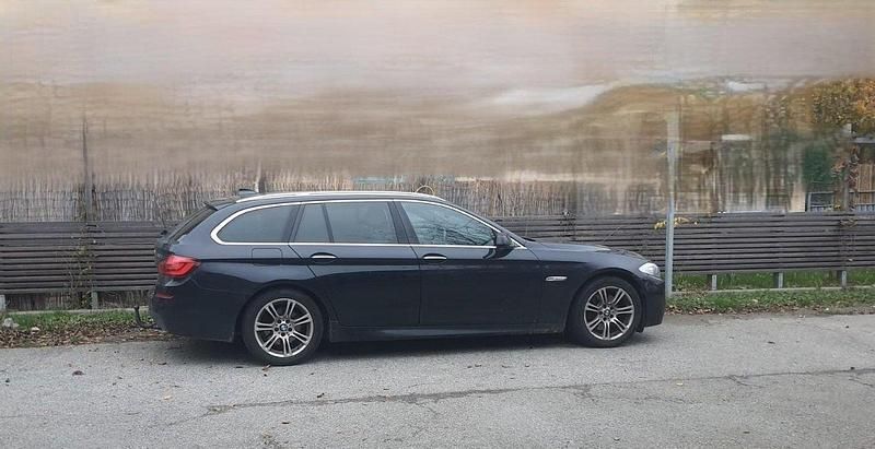 Svart Begagnad 2011 BMW 530 Performance Kombi | 160 000 kr (Marknadspris) - Bild 1/4