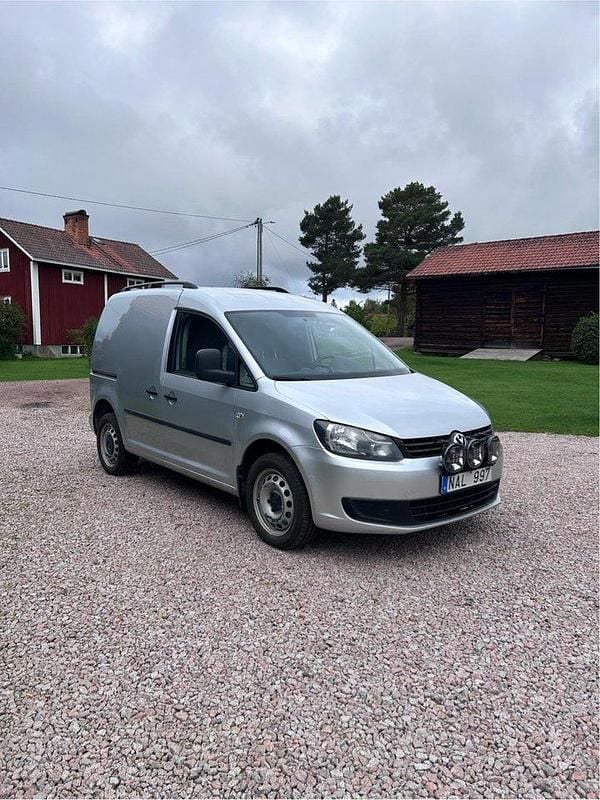 Silver Begagnad 2012 VW Caddy Minibuss | 40 000 kr (Superpris) - Bild 1/4