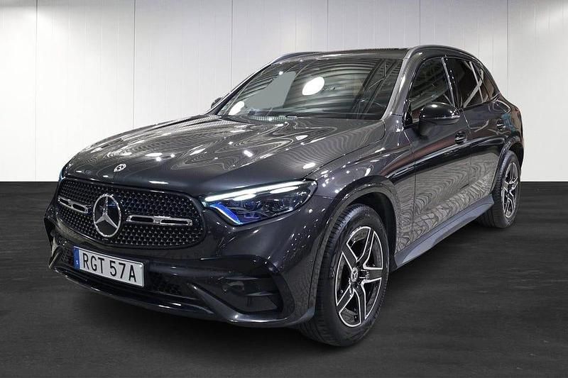 Begagnad Mercedes E300 204 HK (150 kW) 2023 Grå
