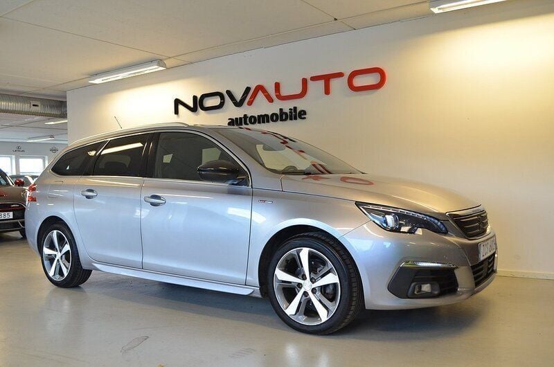 Grå artense metallic Begagnad 2017 Peugeot 308 GT-line Kombi | 174 900 kr (Dyr) - Bild 1/4