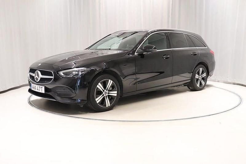 Svart Begagnad 2024 Mercedes C300 Kombi | 388 900 kr - Bild 1/4
