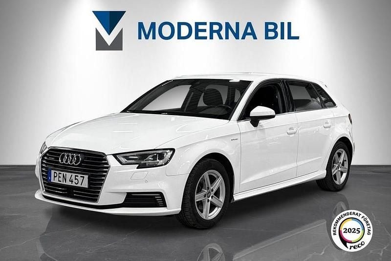Vit Begagnad 2017 Audi A3 Comfort | 144 900 kr (Marknadspris) - Bild 1/4