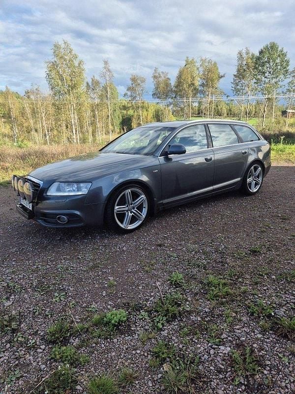 Grå Begagnad 2011 Audi A6 Kombi | 55 000 kr (Superpris) - Bild 1/4