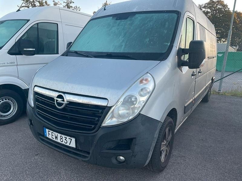 Grå (silver metallic) Begagnad 2018 Opel Movano Van | 135 000 kr (Superpris) - Bild 1/2