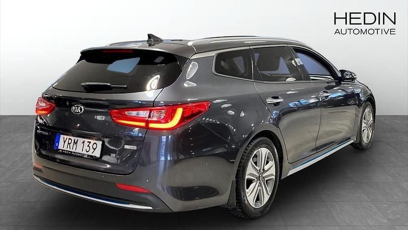 Begagnad Kia Optima Sport 205 HK (150 kW) 2018 Grå Kombi