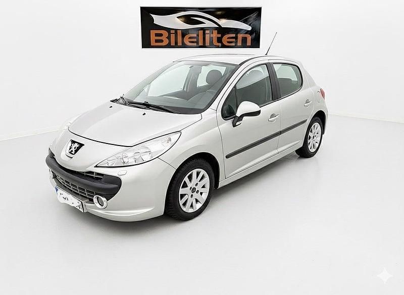 Grå Begagnad 2006 Peugeot 207 Halvkombi | 25 400 kr (Bra pris) - Bild 1/4