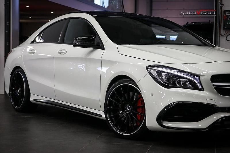 Begagnad Mercedes CLA45 AMG AMG 381 HK (280 kW) 2016 Vit Sportkupé
