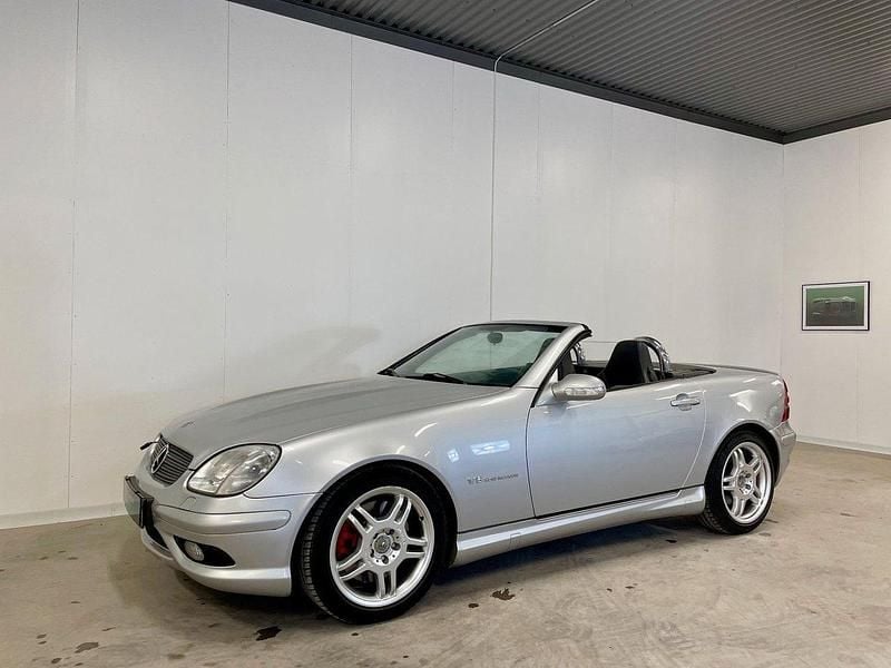 Silver Begagnad 2001 Mercedes SLK32 AMG AMG Cab | 239 000 kr - Bild 1/4