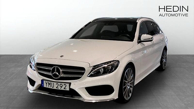 Vit (white) Begagnad 2018 Mercedes C220 AMG line Kombi | 249 900 kr (Marknadspris) - Bild 1/4