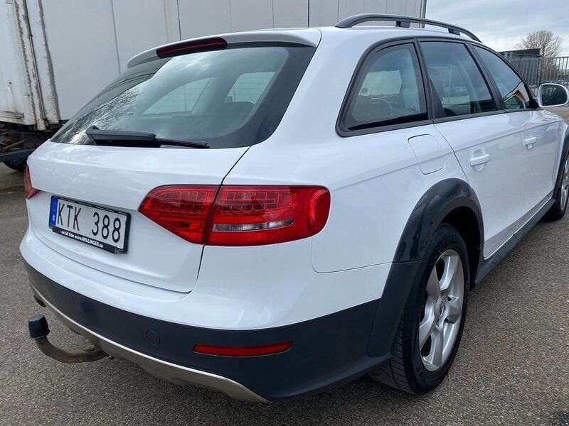 Begagnad Audi A4 Allroad Comfort 170 HK (125 kW) 2010 Vit Kombi