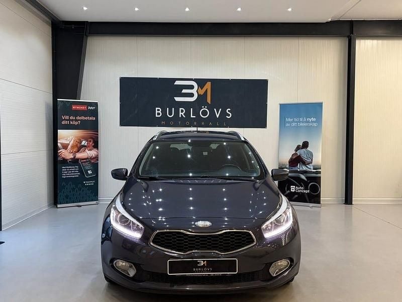 Begagnad Kia Ceed Sportswagon 90 HK (66 kW) 2013 Grå Kombi
