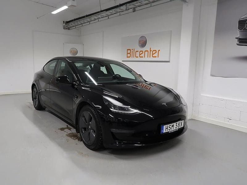 Begagnad Tesla Model 3 Long Range AWD 366 kW (498 HK) 2020 Svart Sedan