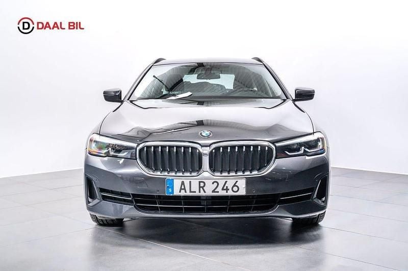 Begagnad BMW 530 Sport Line 292 HK (214 kW) 2021 Grå Kombi