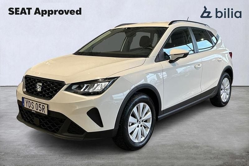 Vit Begagnad 2024 Seat Arona SUV | 199 900 kr (Marknadspris) - Bild 1/3