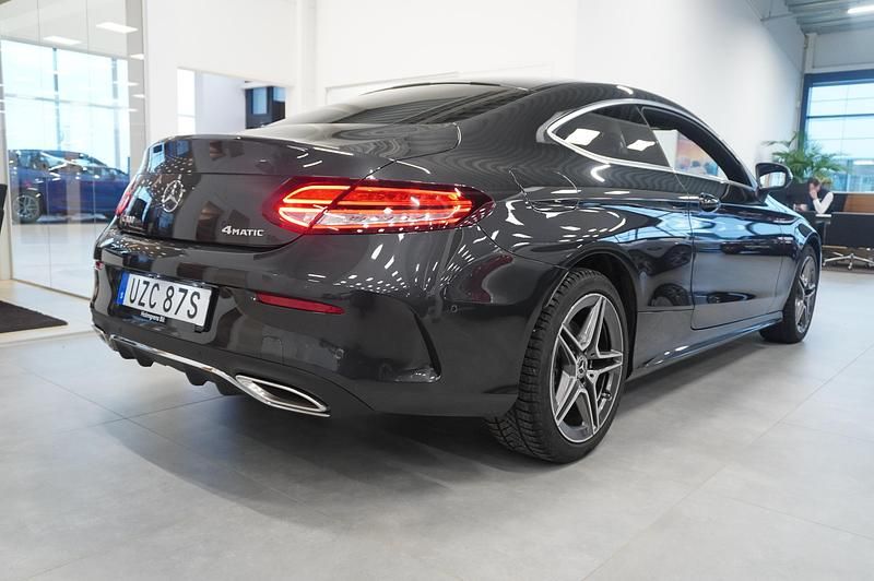 Begagnad Mercedes C300 AMG 258 HK (189 kW) 2022 Grå Sportkupé