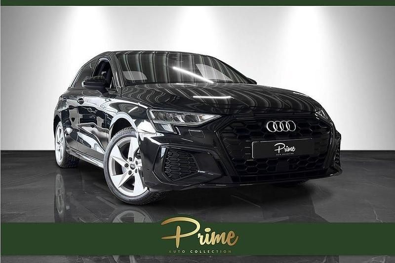 Begagnad Audi A3 S-Line 245 HK (180 kW) 2021 Svart Sedan