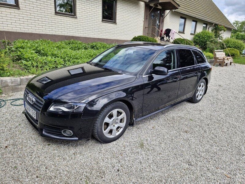 Svart Begagnad 2010 Audi A4 Kombi | 49 000 kr (Marknadspris) - Bild 1/4