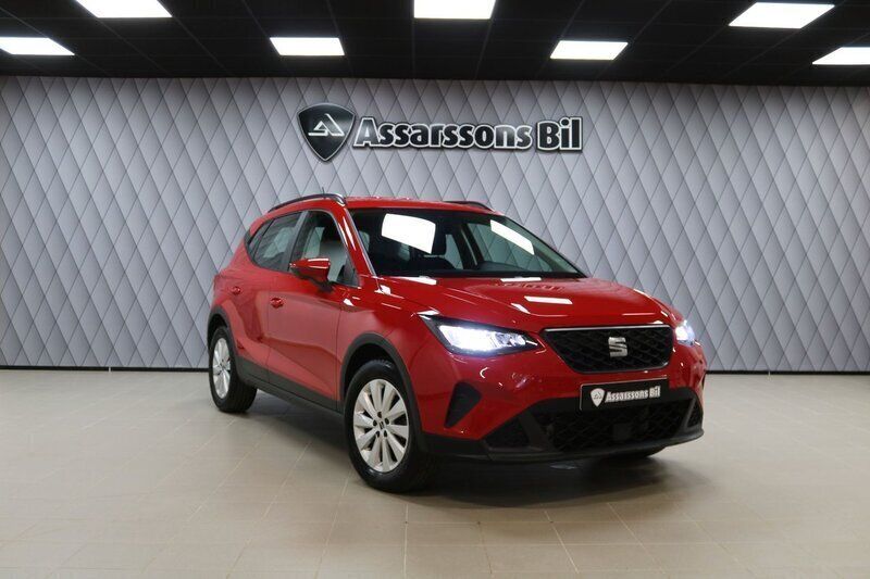 Röd Begagnad 2022 Seat Arona Comfort SUV | 189 900 kr (Marknadspris) - Bild 1/3