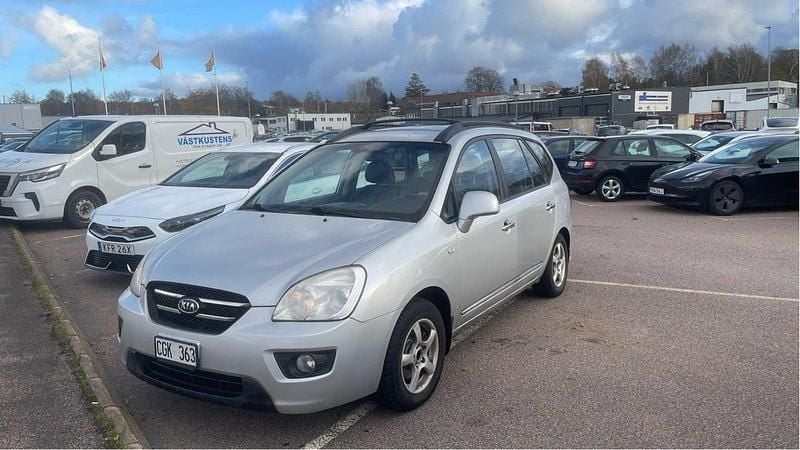 Silver Begagnad 2008 Kia Carens Minibuss | 25 000 kr (Bra pris) - Bild 1/4