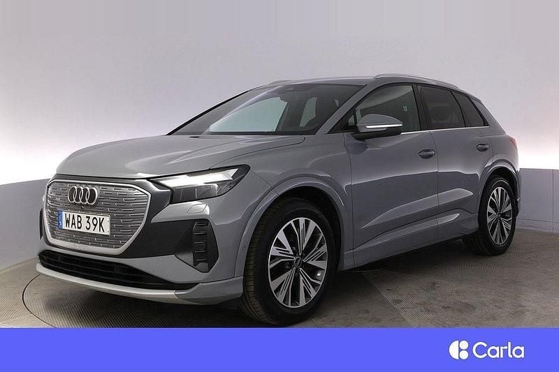 Grå Begagnad 2022 Audi Q4 e-tron Proline SUV | 324 900 kr (Marknadspris) - Bild 1/4