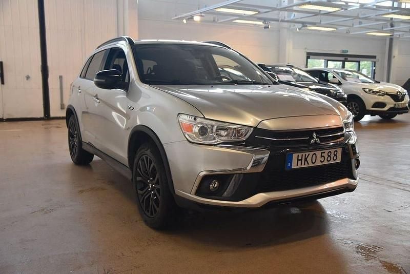 Begagnad Mitsubishi ASX 117 HK (86 kW) 2017 Silver SUV