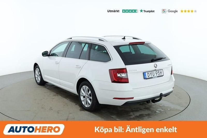 Begagnad Skoda Octavia Style 151 HK (111 kW) 2019 Vit Kombi