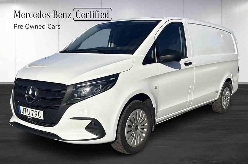 Vit Begagnad 2025 Mercedes Vito Minibuss | 575 000 kr (Bra pris) - Bild 1/1