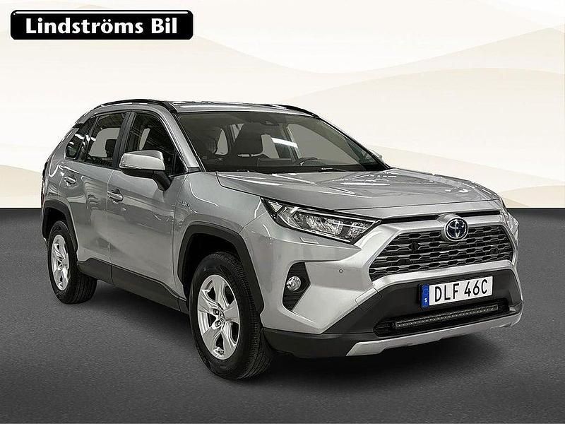 Begagnad Toyota RAV4 Hybrid Active 224 HK (164 kW) 2020 Silver SUV