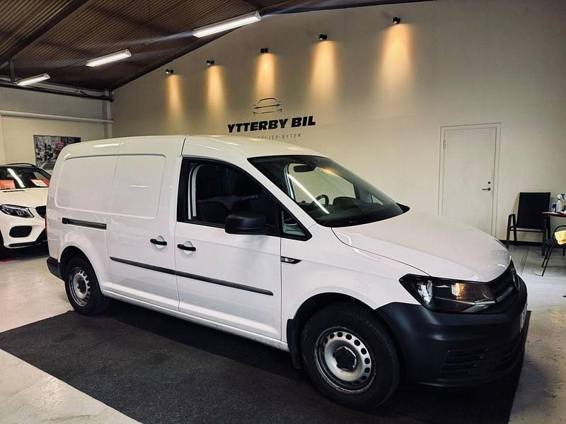 Vit Begagnad 2020 VW Caddy Maxi Minibuss | 139 900 kr (Superpris) - Bild 1/4