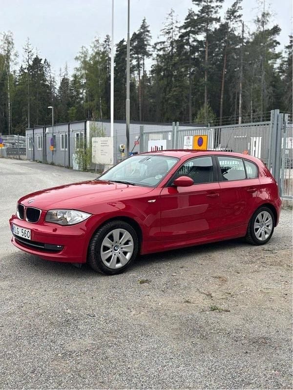 Begagnad 2008 BMW 118 Advantage Halvkombi | 65 000 kr (Marknadspris) - Bild 1/4