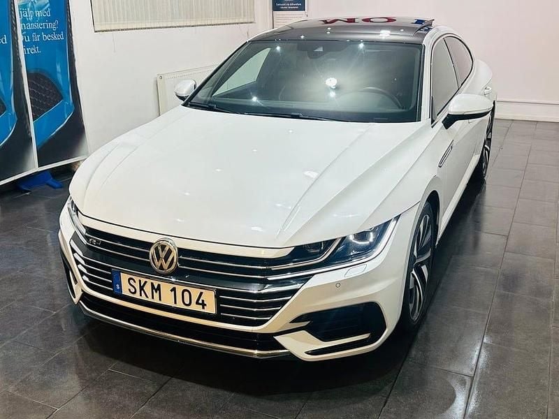 Begagnad VW Arteon GTS 239 HK (175 kW) 2017 Vit Sedan