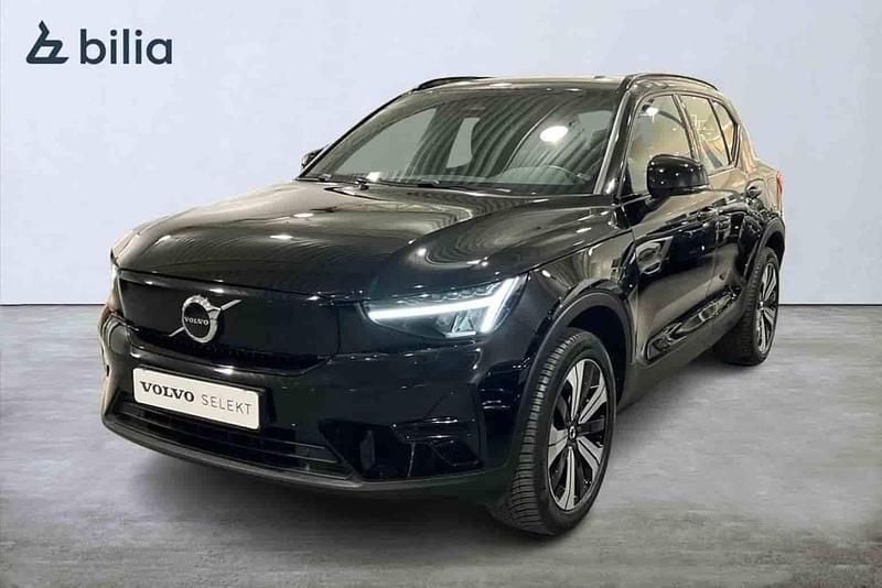 Svart Begagnad 2023 Volvo XC40 Single Motor SUV | 339 900 kr - Bild 1/1