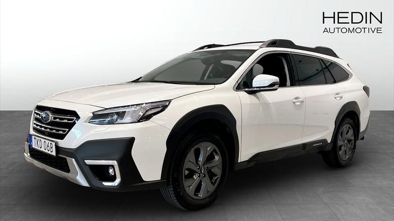 Vit (white) Begagnad 2022 Subaru Outback SUV | 349 000 kr (Marknadspris) - Bild 1/4