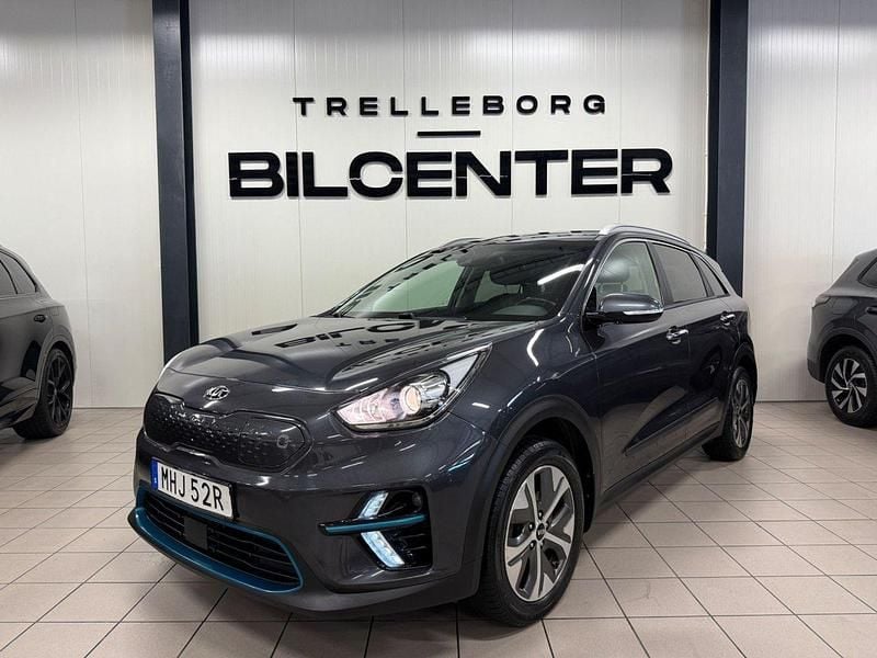 Grå Begagnad 2019 Kia e-Niro 2 SUV | 179 900 kr (Marknadspris) - Bild 1/4