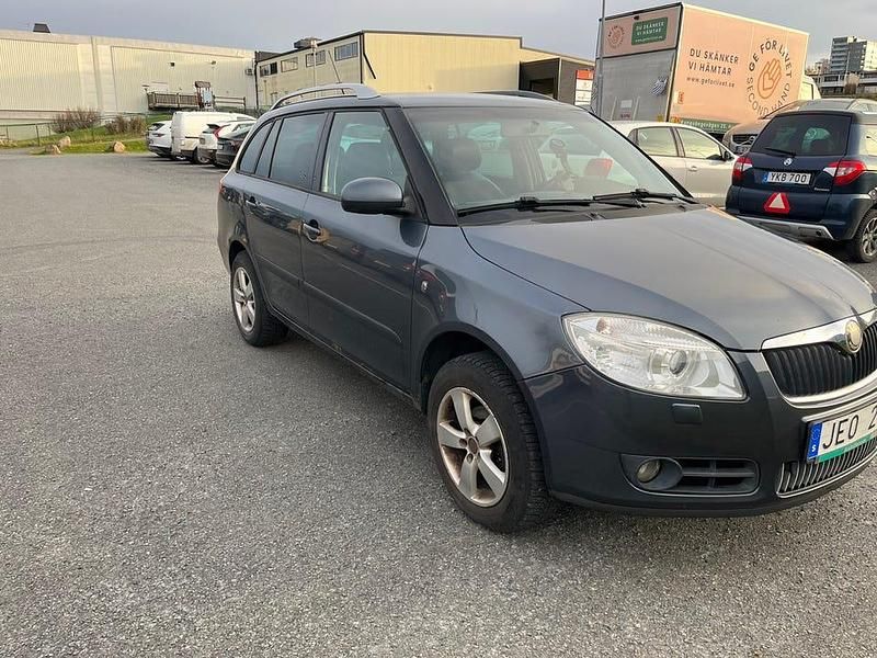 Begagnad 2009 Skoda Fabia Kombi | 22 500 kr (Marknadspris) - Bild 1/4