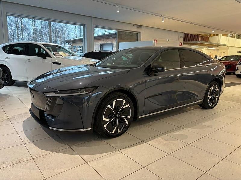 Ny Mazda 6e Takumi-Line 189 kW (258 HK) 2025 Polymetal grey Halvkombi