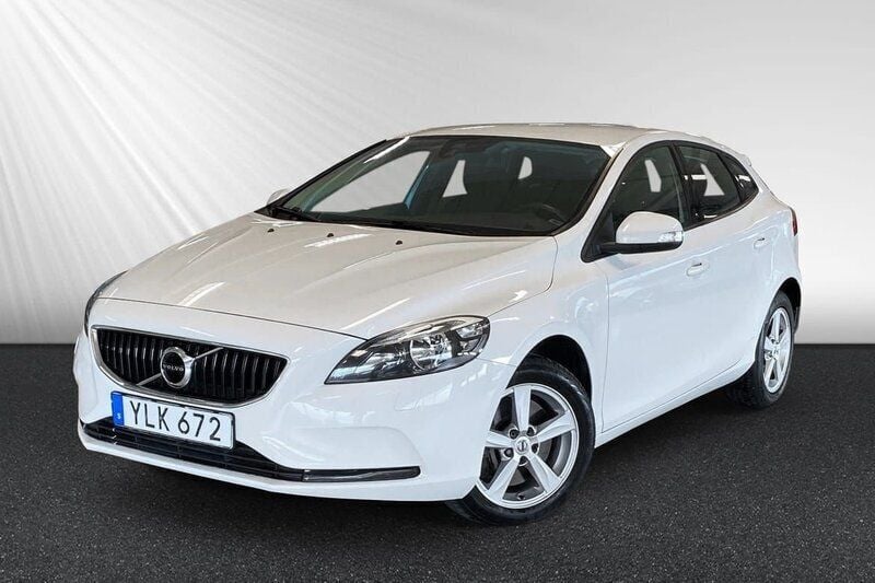 Vit Begagnad 2017 Volvo V40 Business Edition Kombi | 149 800 kr (Bra pris) - Bild 1/4