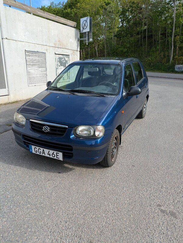 Blå Begagnad 2004 Suzuki Alto Halvkombi | 10 000 kr - Bild 1/4