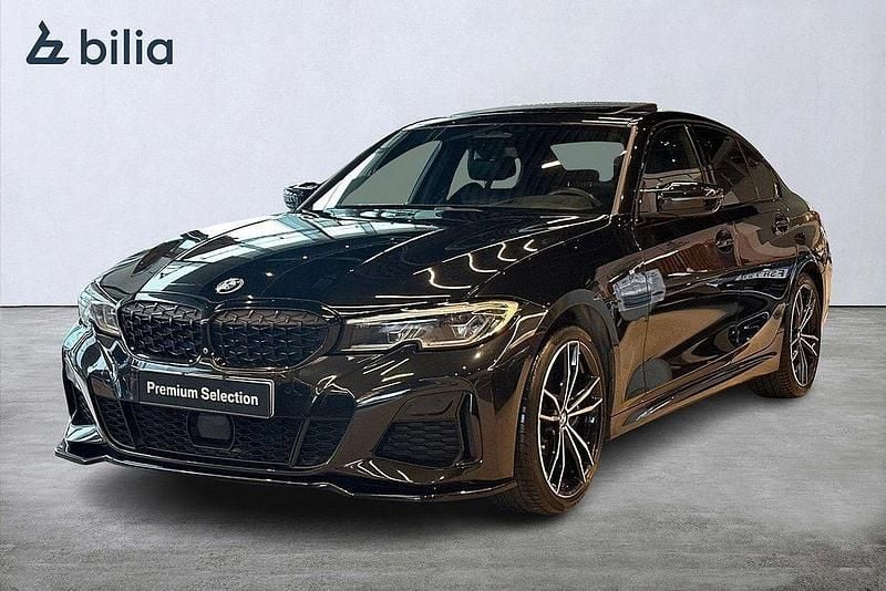 Svart (saphire svart metallic) Begagnad 2019 BMW M340 M Sport Sedan | 519 900 kr (Marknadspris) - Bild 1/4