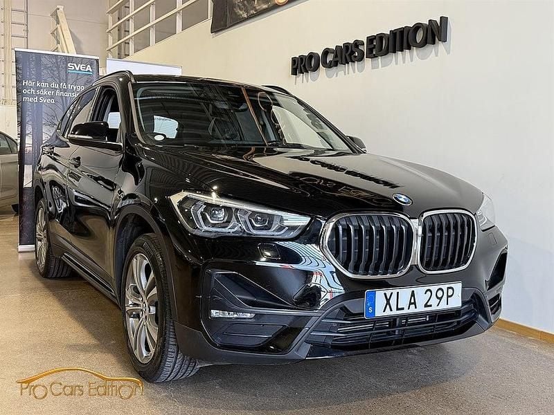 Begagnad BMW X1 Sport Line 192 HK (141 kW) 2019 Svart SUV