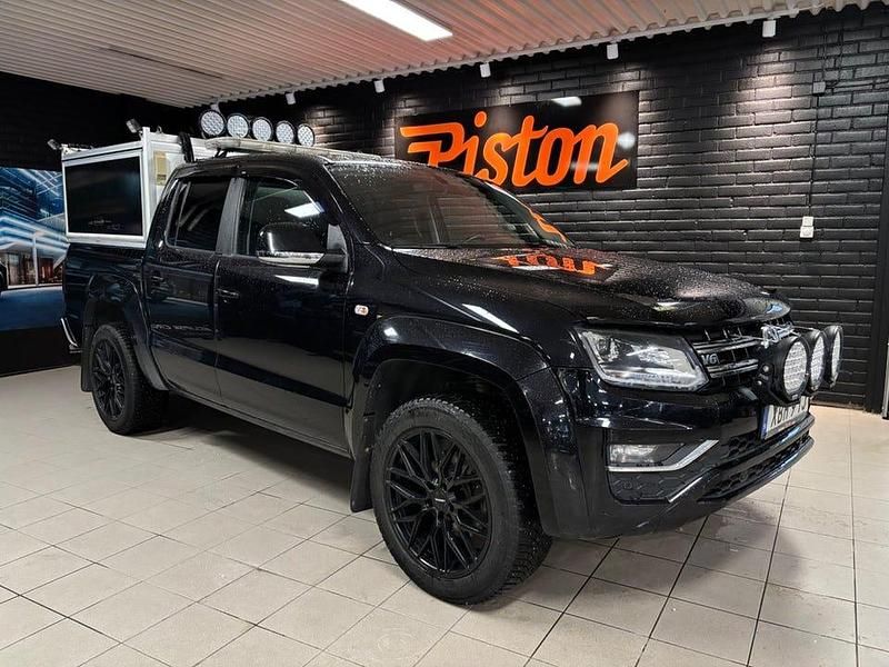 Svart Begagnad 2020 VW Amarok Highline Pickup | 399 000 kr - Bild 1/4