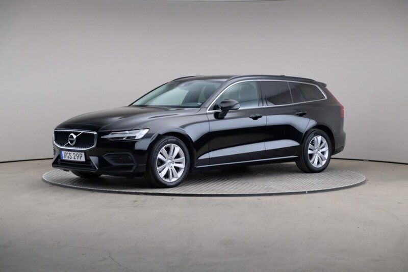 Svart Begagnad 2022 Volvo V60 Momentum Kombi | 269 000 kr (Marknadspris) - Bild 1/4