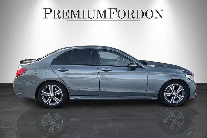 Begagnad Mercedes C220 AMG line 170 HK (125 kW) 2016 Grå Sedan