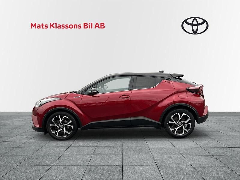 Begagnad Toyota C-HR Edition 124 HK (91 kW) 2018 Röd SUV